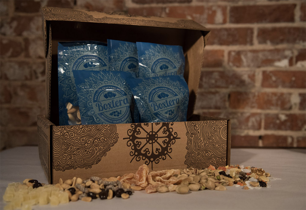 Boxtera Illustrated box and custom food bag packaging
