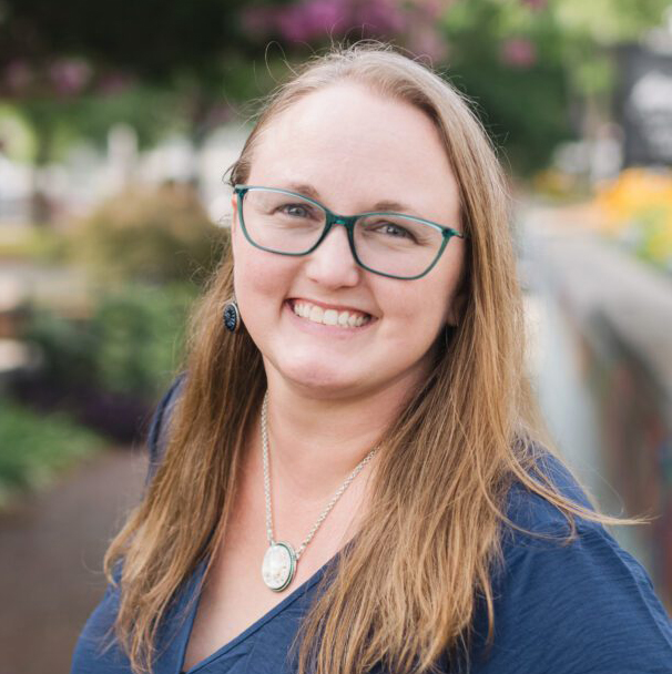 Lara Jeanneret, Owner, Creative Director, Graphic Designer at Lara J Designs